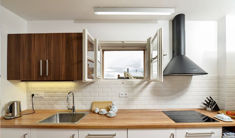 Stella LED - Stříbrná Elox - Výkon: 49 W, Světelný tok: 4470 lm, Rozměry: 53 x 73 x 1515 mm